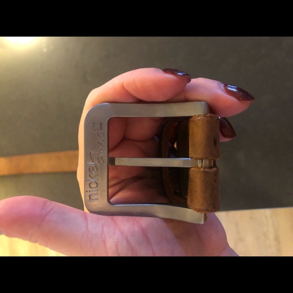 Nickel Smart men’s belt 42” - Picture 2 of 3